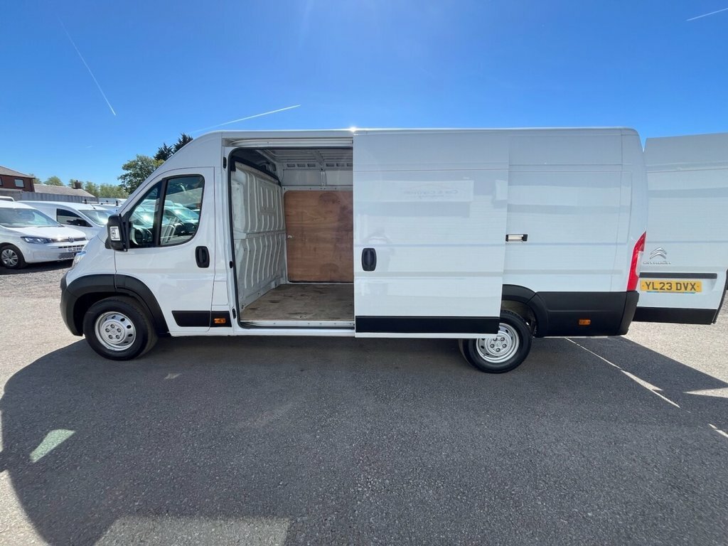 Citroen Relay 2.2L Enterprise Edition YL23DVX White #2