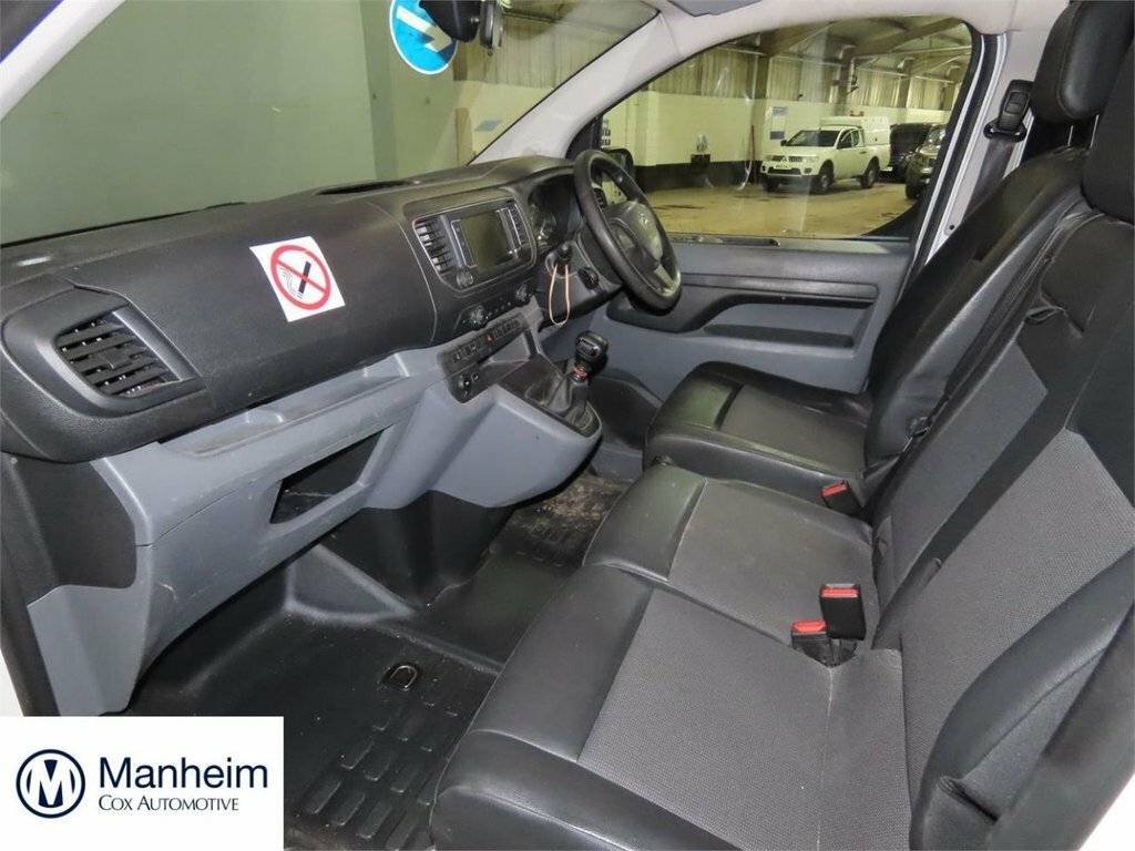 Citroen Dispatch 1.5L Enterprise M 6Dr ML21LJC White #2