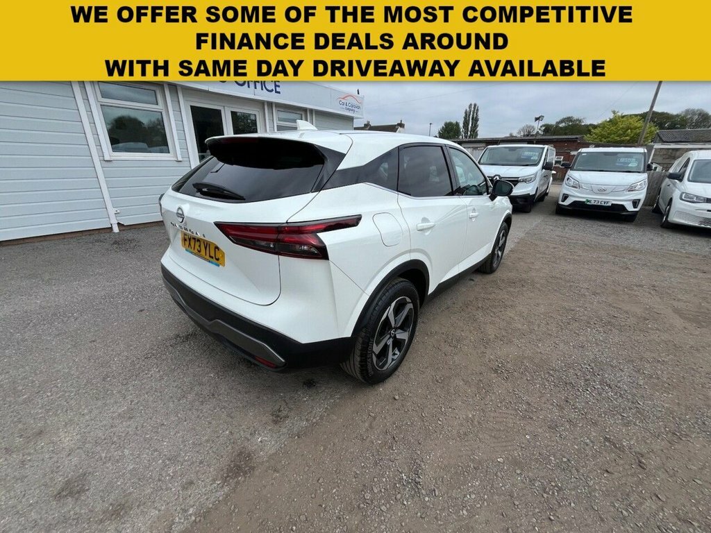 Nissan Qashqai 1.3L N-connecta FX73YLC White #3