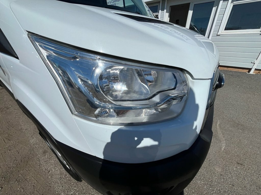 Ford Transit Custom 2L Trend WM70XCB White #3