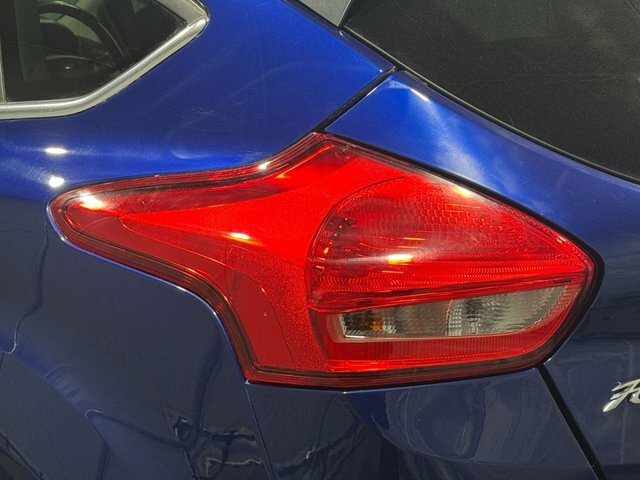 Ford Focus Tdci Zetec Edition Hatchback BD17XLR Blue #6