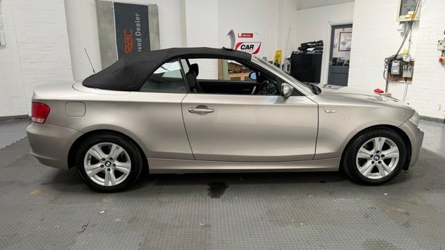 BMW 1 Series 2.0 120I Se Convertible Euro 4 Silver #5