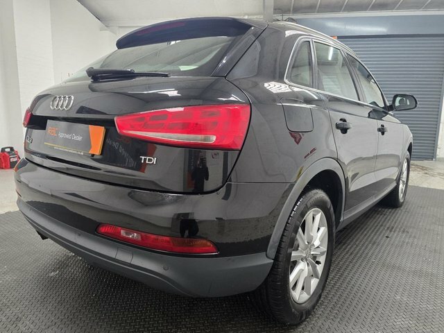 Audi Q3 2.0 Tdi Se Suv Euro 5 Ss 140 WU14SYH Black #5