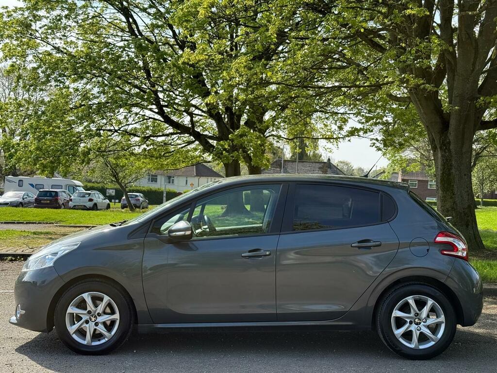 Peugeot 208 1.4 Hdi Active Euro 5 Grey #6