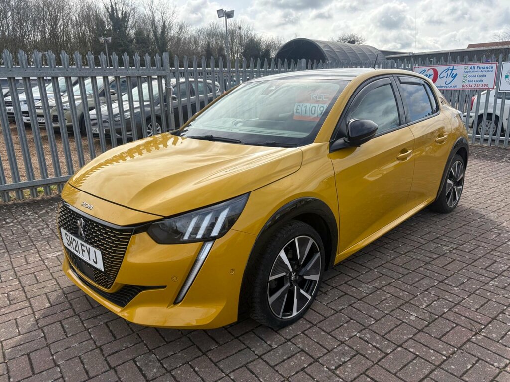 Peugeot e-208 50Kwh Gt Premium Yellow