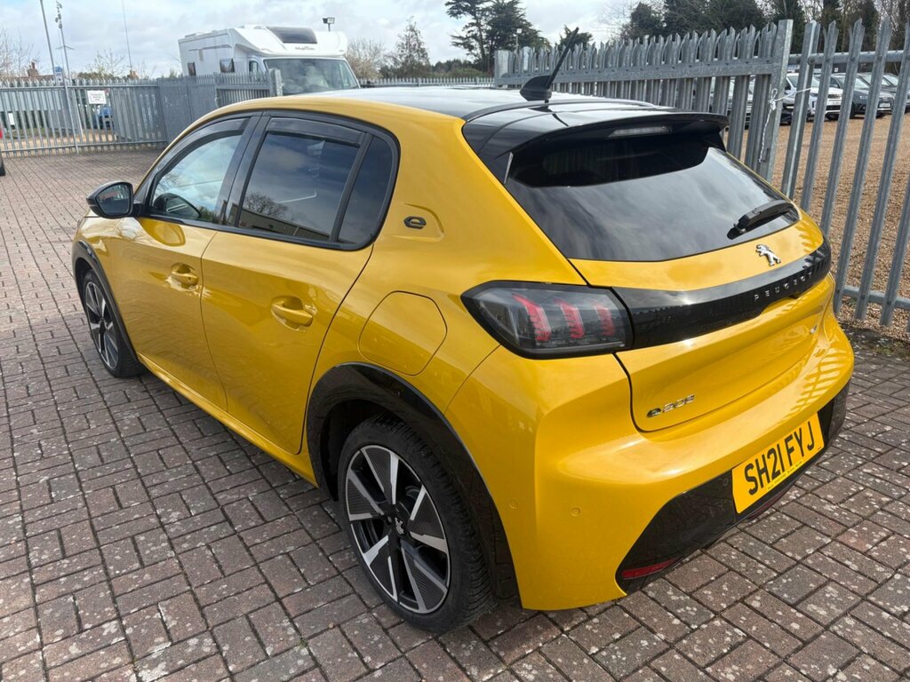 Peugeot e-208 50Kwh Gt Premium SH21FYJ Yellow #5