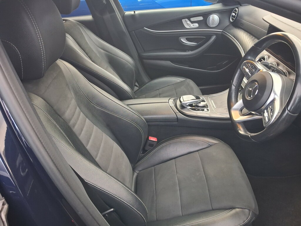 Mercedes-Benz E Class Estate 2.0 E300de 13.5Kwh Amg Line 201969 SN69RRO Blue #5