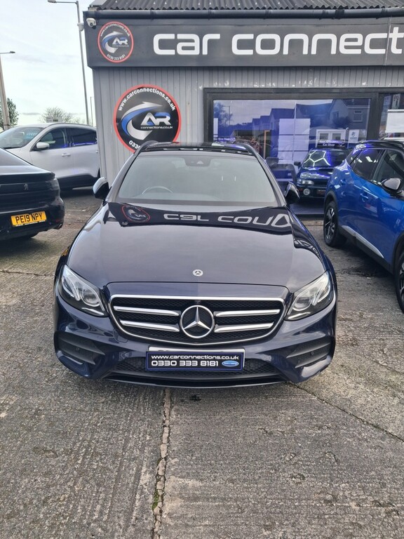 Mercedes-Benz E Class Estate 2.0 E300de 13.5Kwh Amg Line 201969 Blue