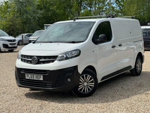 Vauxhall Vivaro 1.5 Turbo D FL69XEF White #5