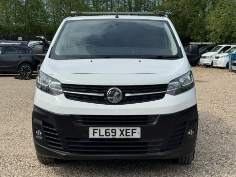 Vauxhall Vivaro 1.5 Turbo D FL69XEF White #2