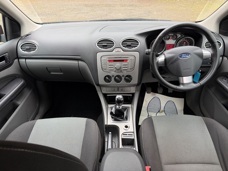 Ford Focus Zetec Red #3