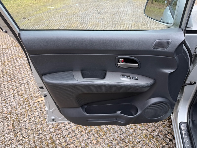 Kia Carens Mpv 2.0 Gs5 200808 Silver #18