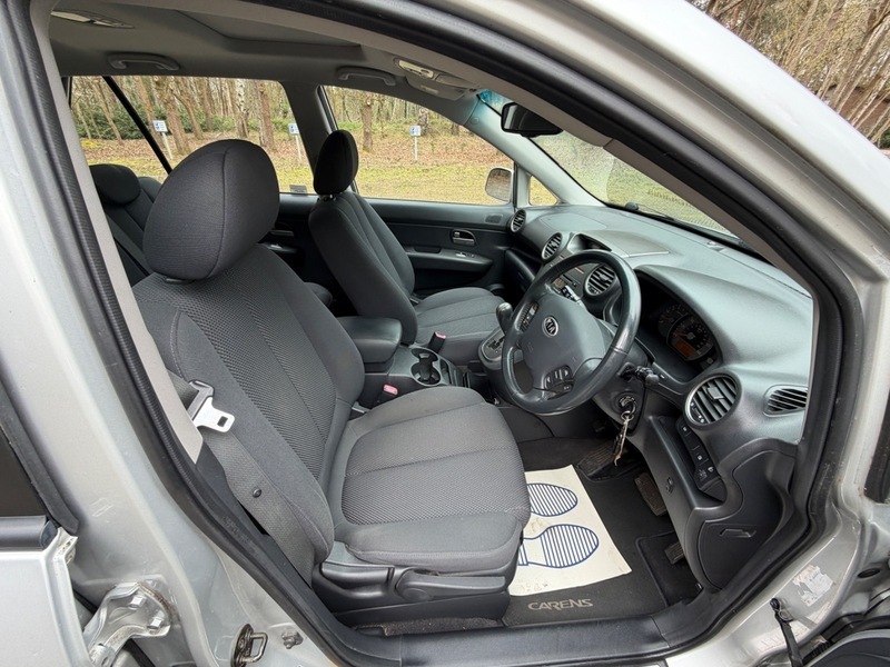Kia Carens Mpv 2.0 Gs5 200808 Silver #3