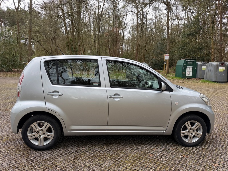 Daihatsu Sirion Hatchback Se 2009 Silver #6