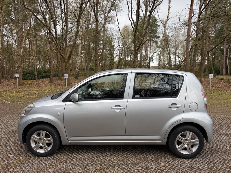 Daihatsu Sirion Hatchback Se 2009 Silver #7