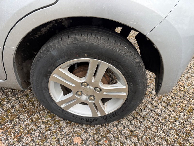 Daihatsu Sirion Hatchback Se 2009 Silver #44