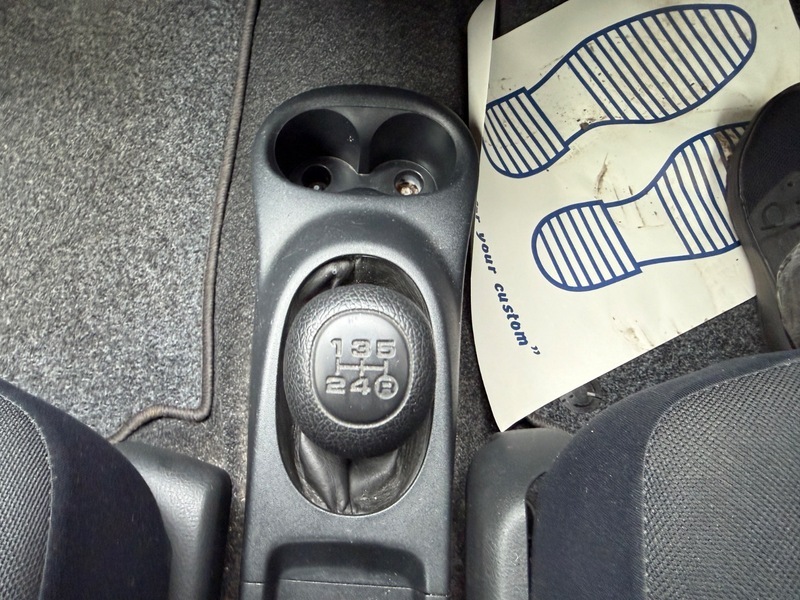 Daihatsu Sirion Hatchback Se 2009 Silver #26