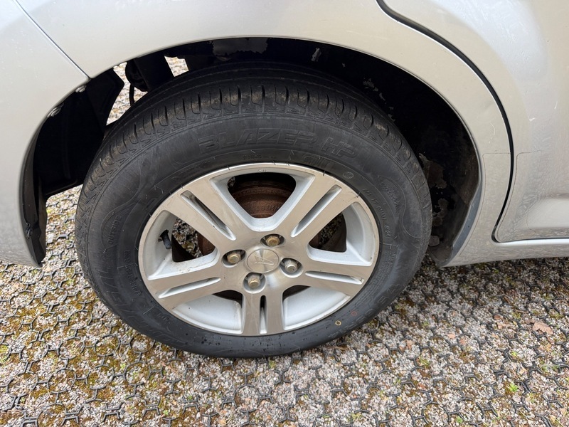 Daihatsu Sirion Hatchback Se 2009 Silver #43