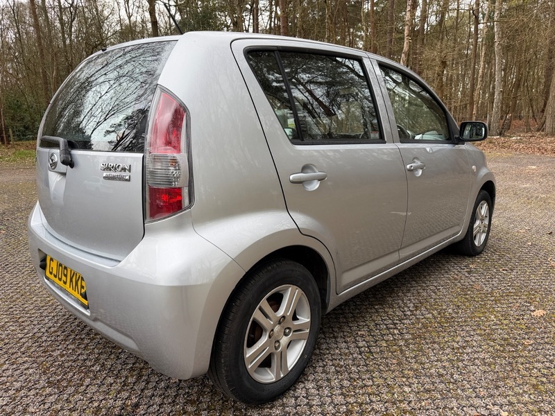 Daihatsu Sirion Hatchback Se 2009 Silver #9