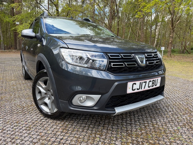 Dacia Sandero Stepway Laureate Dci Grey