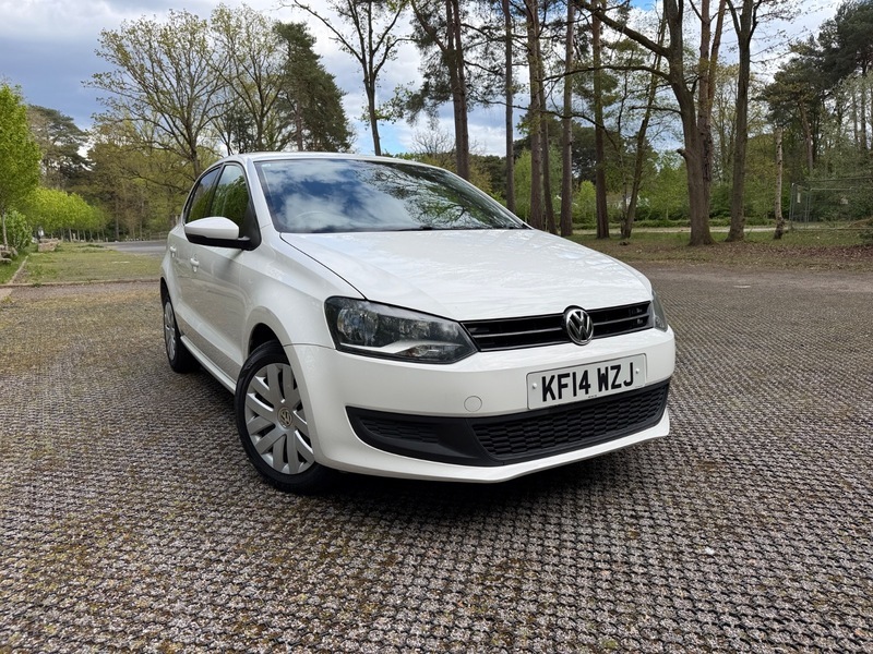 Volkswagen Polo Hatchback KF14WZJ White #2