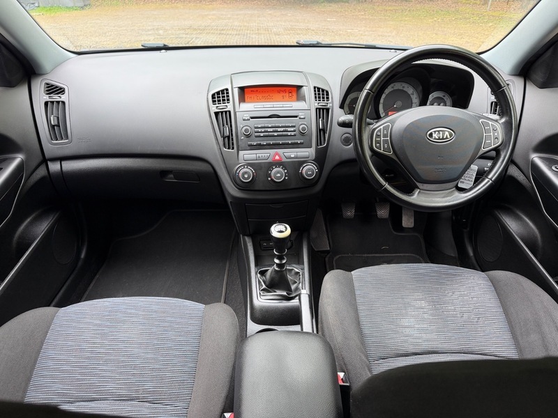 Kia Ceed Crdi Gs Black #3