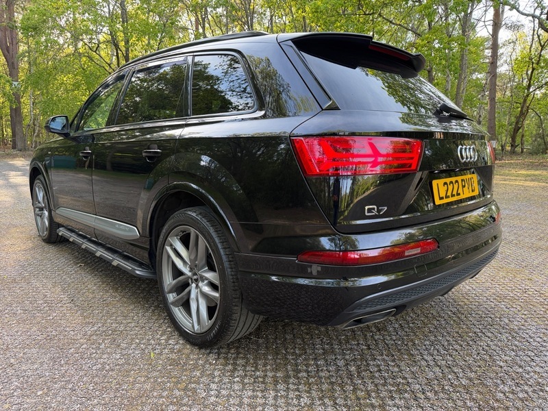 Audi Q7 Tdi Quattro S Line L222PVB Black #5