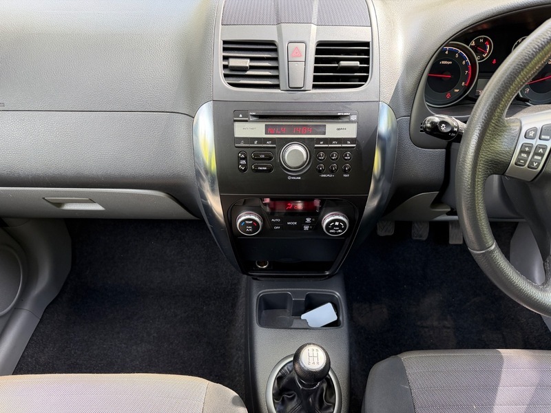 Suzuki SX4 Sx4 Gl Black #30