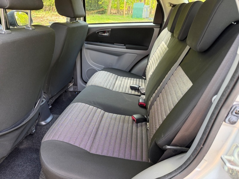 Suzuki SX4 Sx4 Gl Black #19