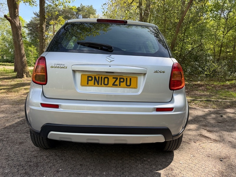 Suzuki SX4 Sx4 Gl Black #13