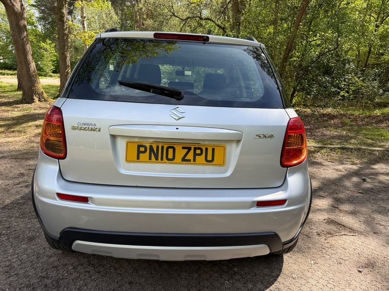 Suzuki SX4 Sx4 Gl Black #11