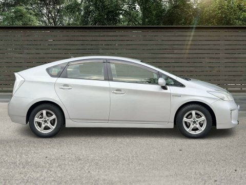 Toyota Prius 1.8 Prius T LJ14PFD Silver #4