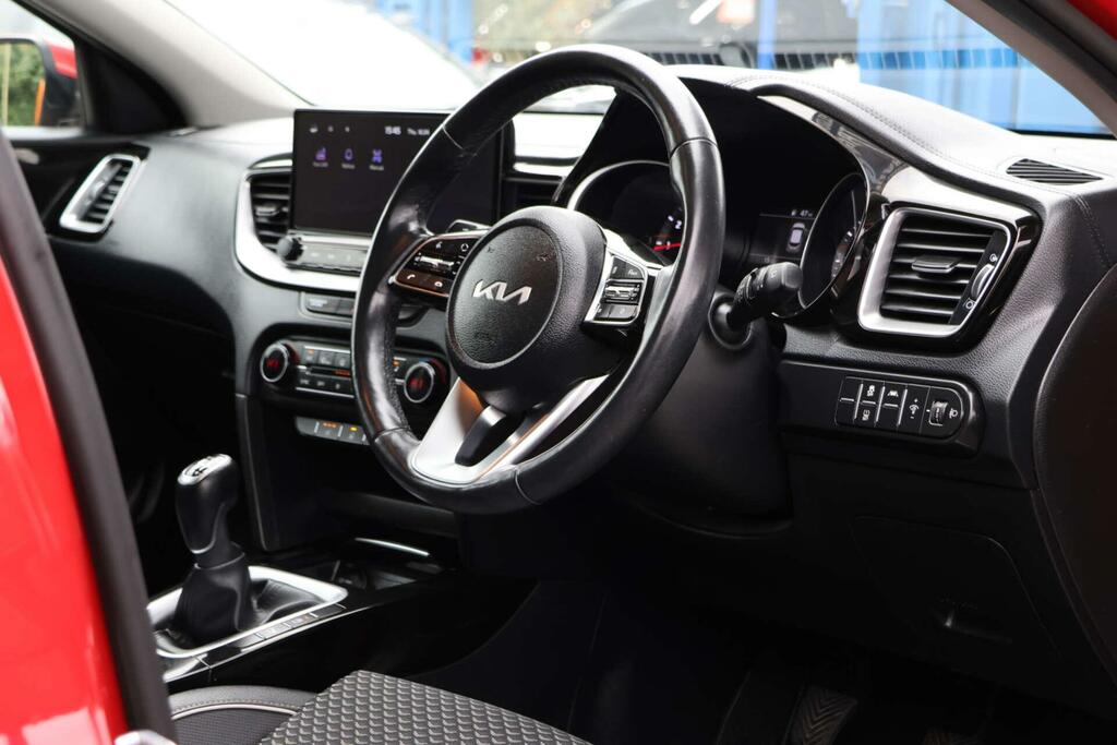 Kia Xceed 1.5 T-gdi 3 Euro 6 Ss LD22JFF Red #4