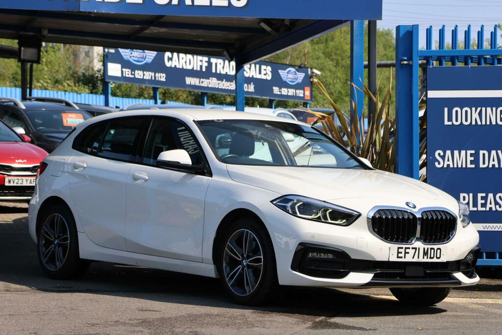 BMW 1 Series 1.5 118I Sport Lcp Euro 6 Ss EF71MDO White #2