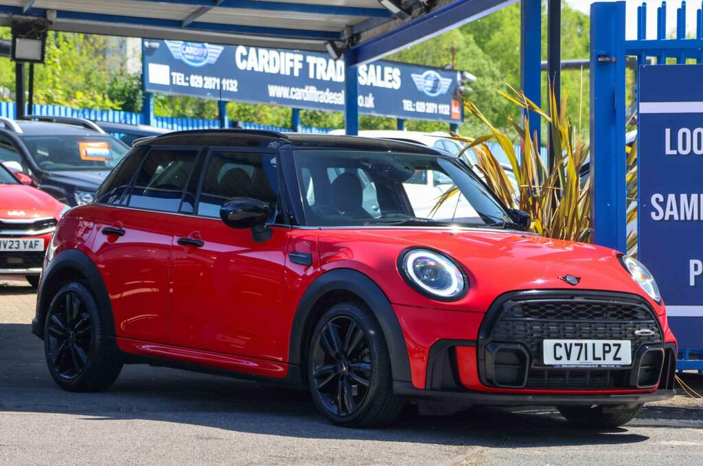 Mini Hatch 1.5 Cooper Sport Steptronic Euro 6 Ss CV71LPZ Red #2