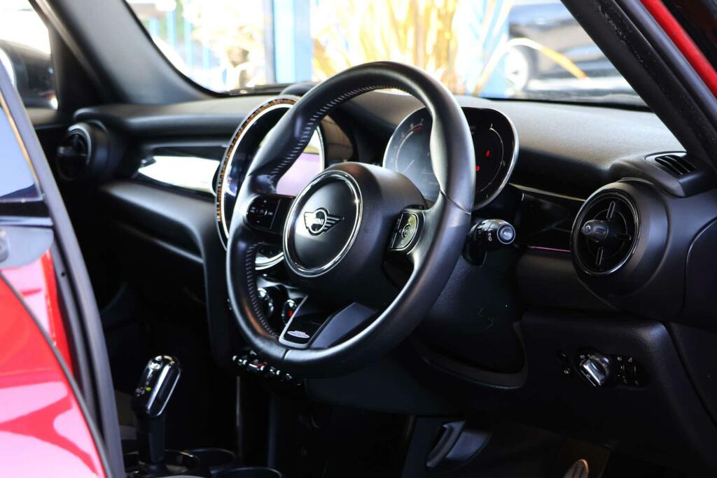 Mini Hatch 1.5 Cooper Sport Steptronic Euro 6 Ss CV71LPZ Red #4