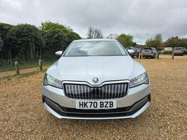 Skoda Superb Tsi IV Se Technology HK70BZB Silver #2