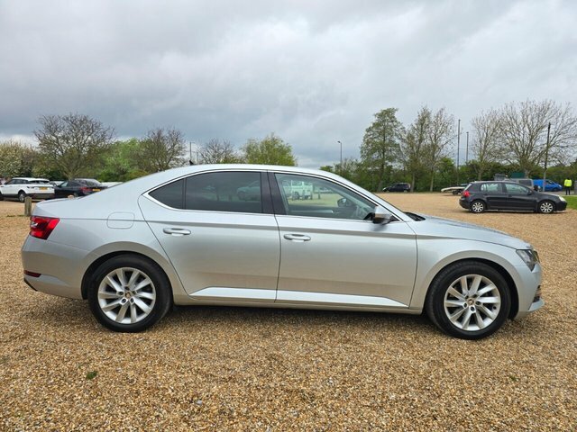 Skoda Superb Tsi IV Se Technology HK70BZB Silver #5
