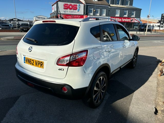 Nissan Qashqai Suv VN62VPR White #6