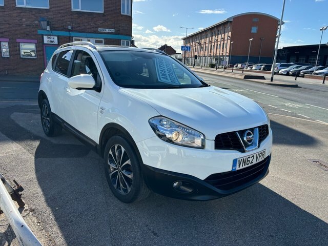 Nissan Qashqai Suv VN62VPR White #2