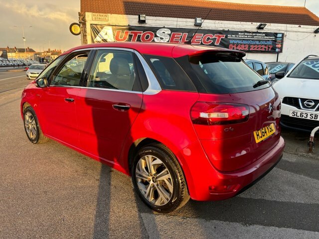 Citroen C4 Picasso Mpv HJ64YSL Red #4