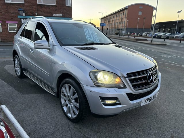 Mercedes-Benz M Class Suv YP61AYL Silver #2