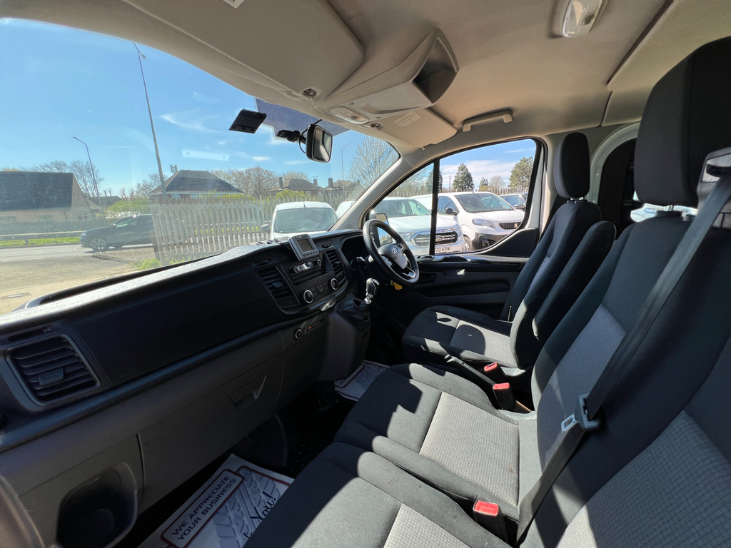 Ford Transit Custom 2.0 320 Ecoblue Crew Van Double Cab Man EO68EVH White #4