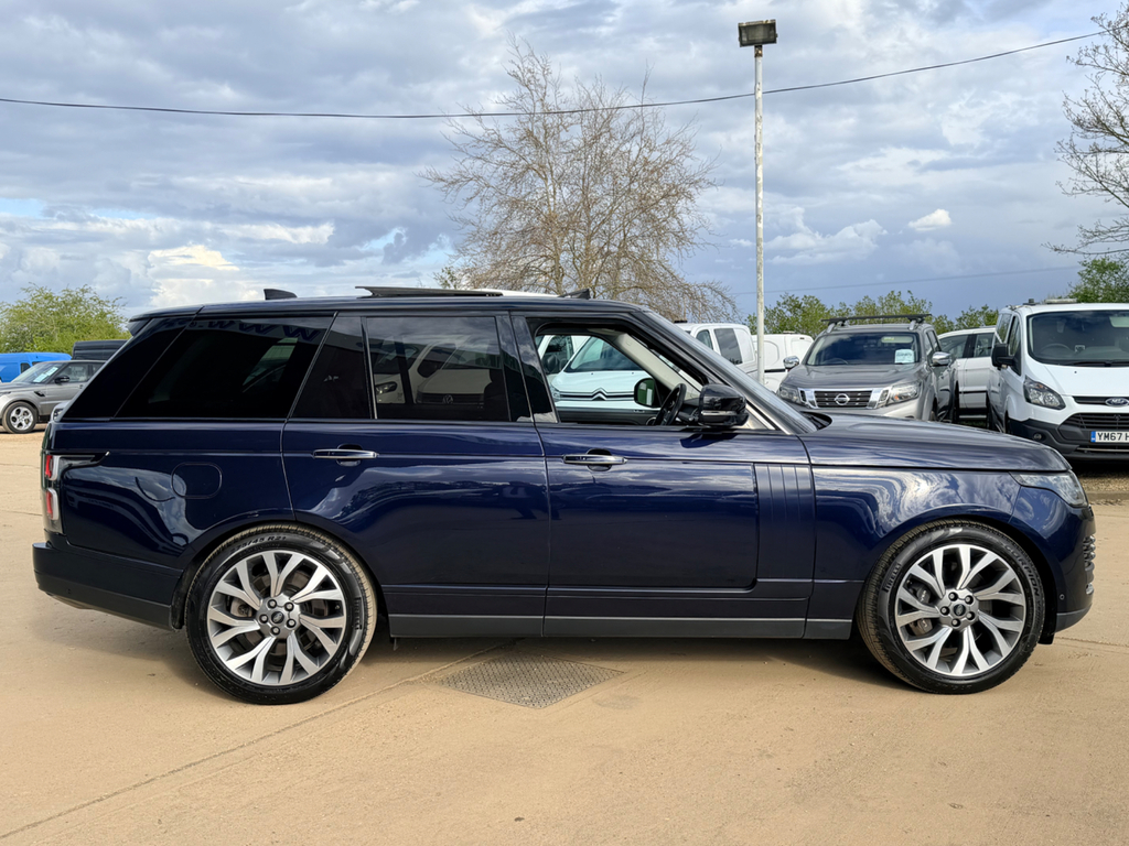 Land Rover Range Rover 2.0 P400e 12.4Kwh Gpf Vogue Se Suv Plug GF68OLA Blue #2