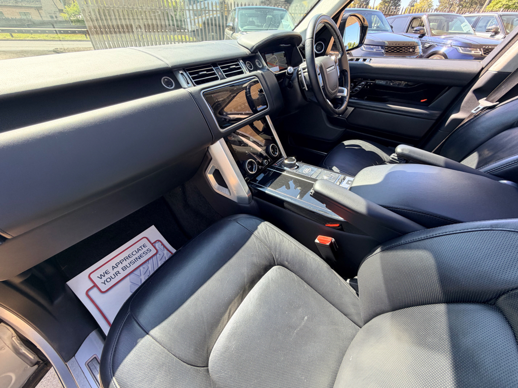 Land Rover Range Rover 3.0 D300 Mhev Suv 4W KP68BKV Silver #3