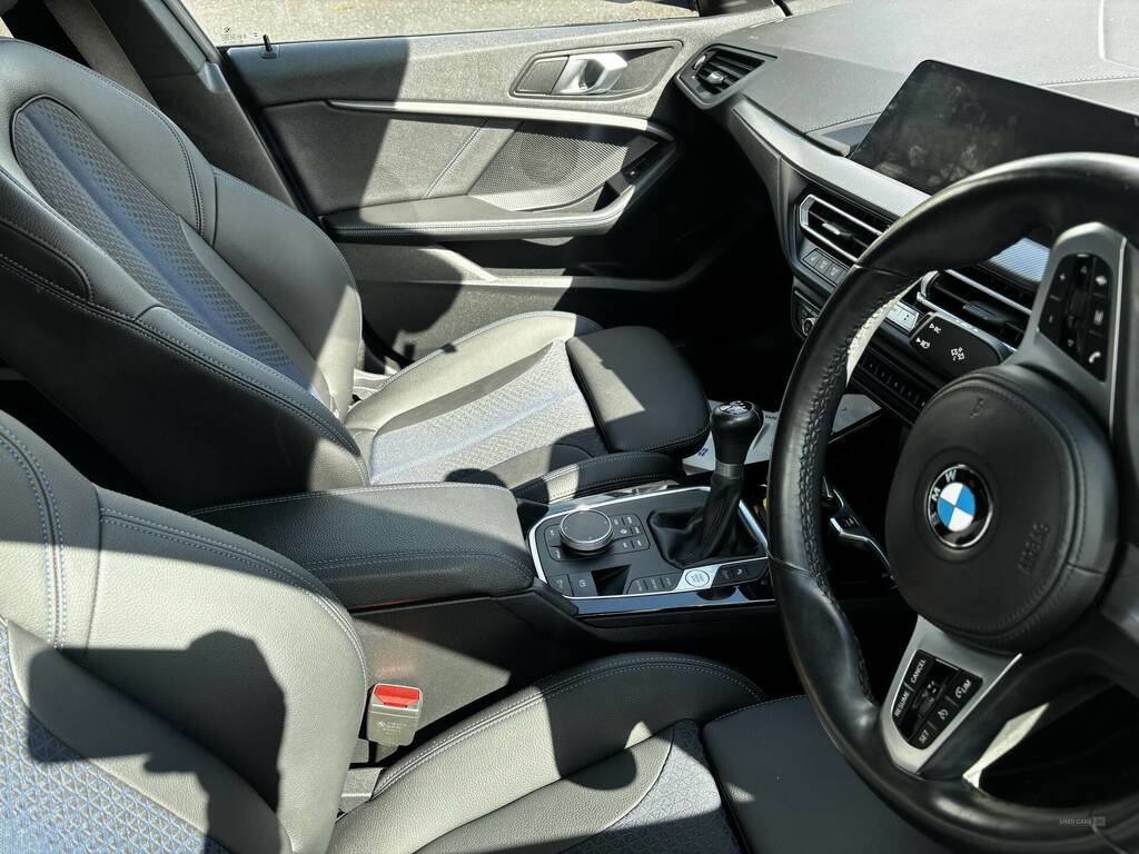 BMW 2 Series 218D M Sport Blue #4