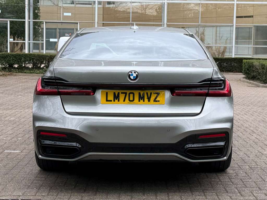 BMW 7 Series 3.0 730D M Sport Grey #6