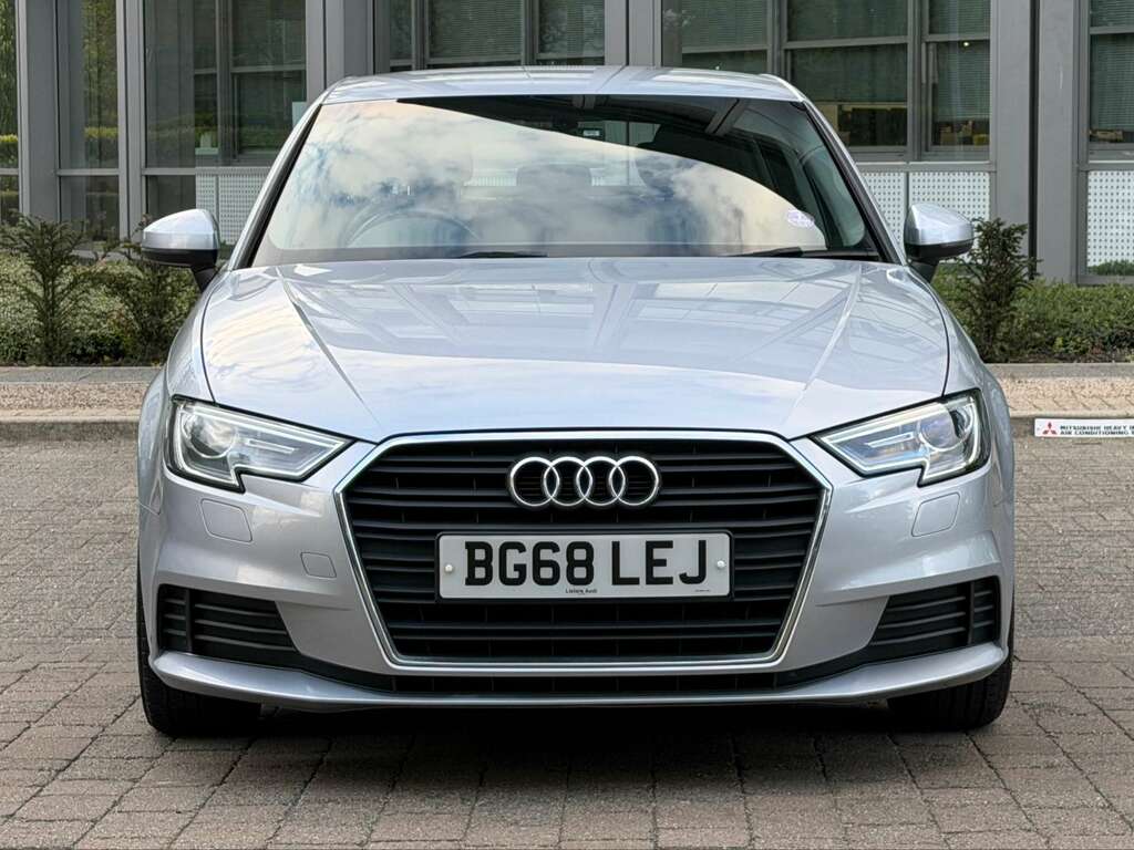 Audi A3 1.0 A3 Sportback 30 Tfsi Se Technik BG68LEJ Silver #3