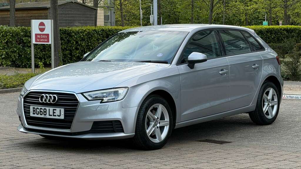 Audi A3 1.0 A3 Sportback 30 Tfsi Se Technik BG68LEJ Silver #4