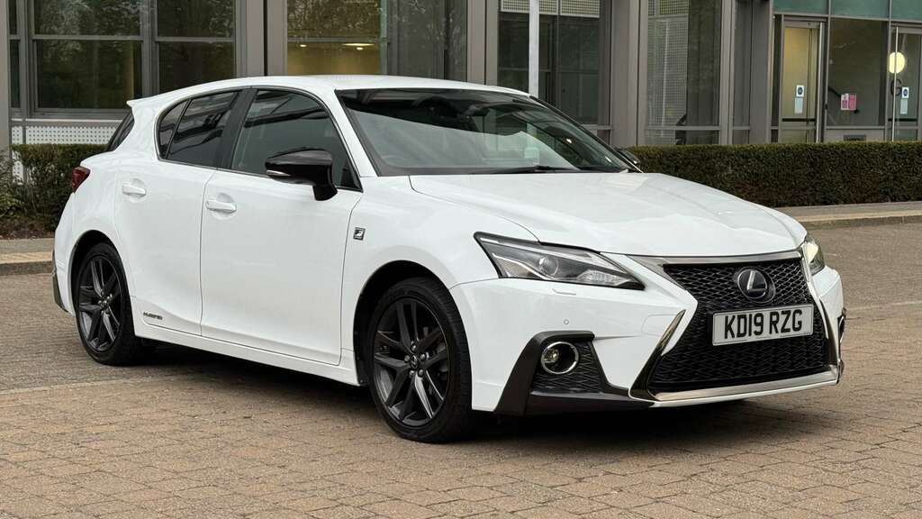 Lexus CT 1.8 Ct 200H F Sport Cvt White